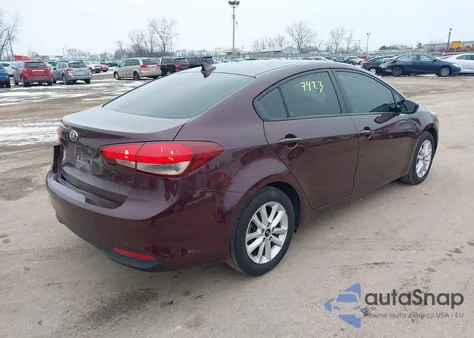 2017 Kia Forte Lx z USA, uszkodzony, nr VIN 3KPFL4A75HE151472